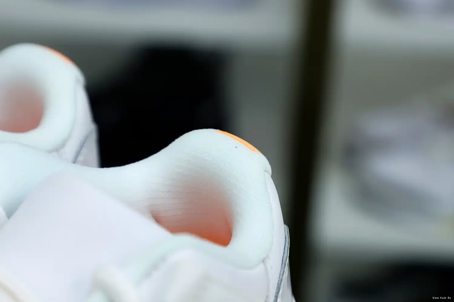 'BRIGHT WMNS Kimikick AIR 11 CITRUS' RETRO LOW JORDAN 0404